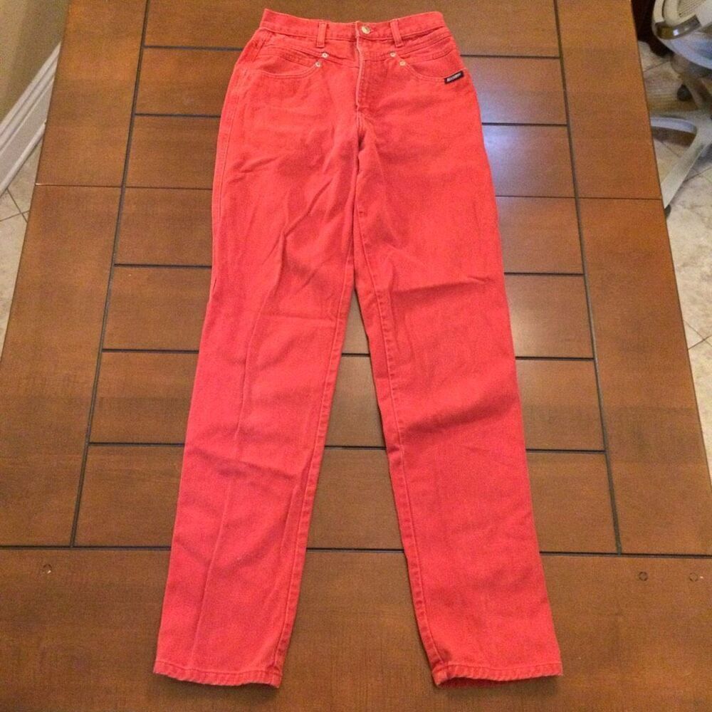 Vintage Rocky Mountain faded red jeans 9/29